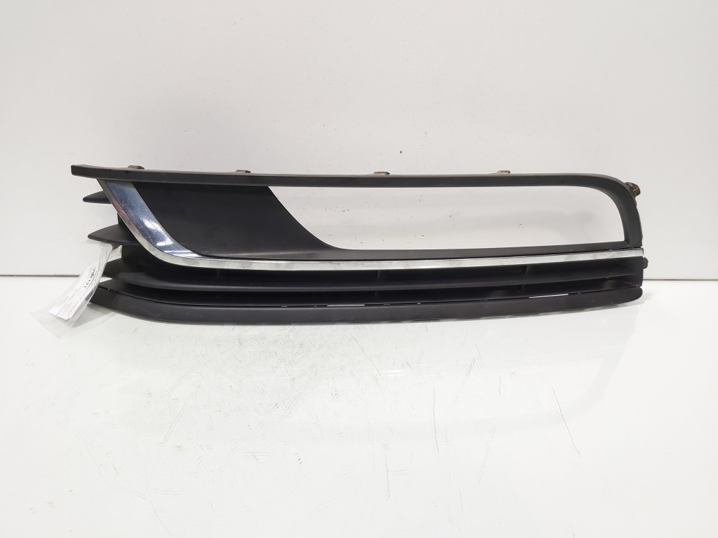 Grila proiector bara stanga, cod 3AA853665, Vw Passat Variant (365) (id:706131)