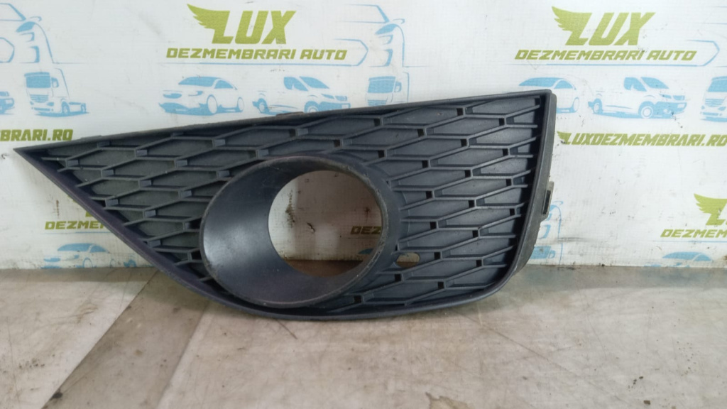 Grila proiector ceata 6J0853666A Seat Ibiza 4 6J [2008 - 2012] 1.2 tdi CFWA