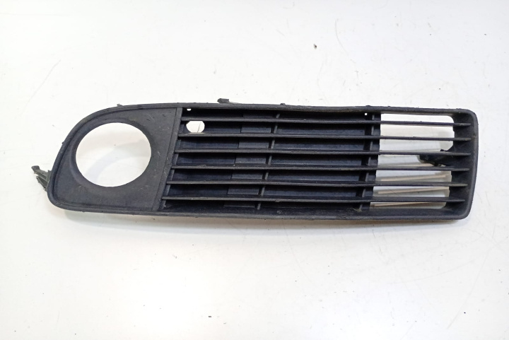 Grila proiector dreapta 4B0807681S Audi A6 4B/C5 [1997 - 2001]