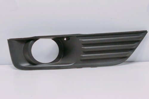 Grila proiector dreapta 4M5119952AE Ford Focus 2 [2004 - 2008]