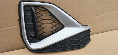 Grila proiector dreapta Audi Q2 Facelift S-Line 2020 2021 2022 2023
