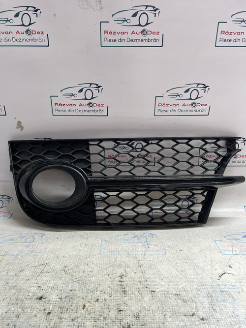 Grila proiector dreapta Audi TT 2014