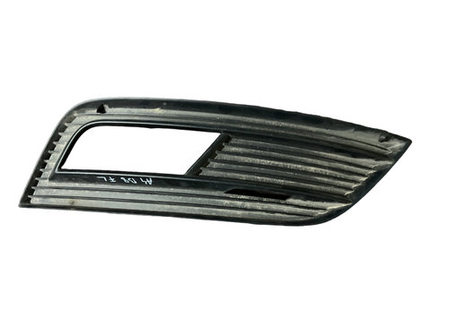 Grila proiector dreapta Cod: 8K0807682K 8K0 807 682 K Audi A4 B8/8K [facelift] [2011 - 2016] Sedan 2...