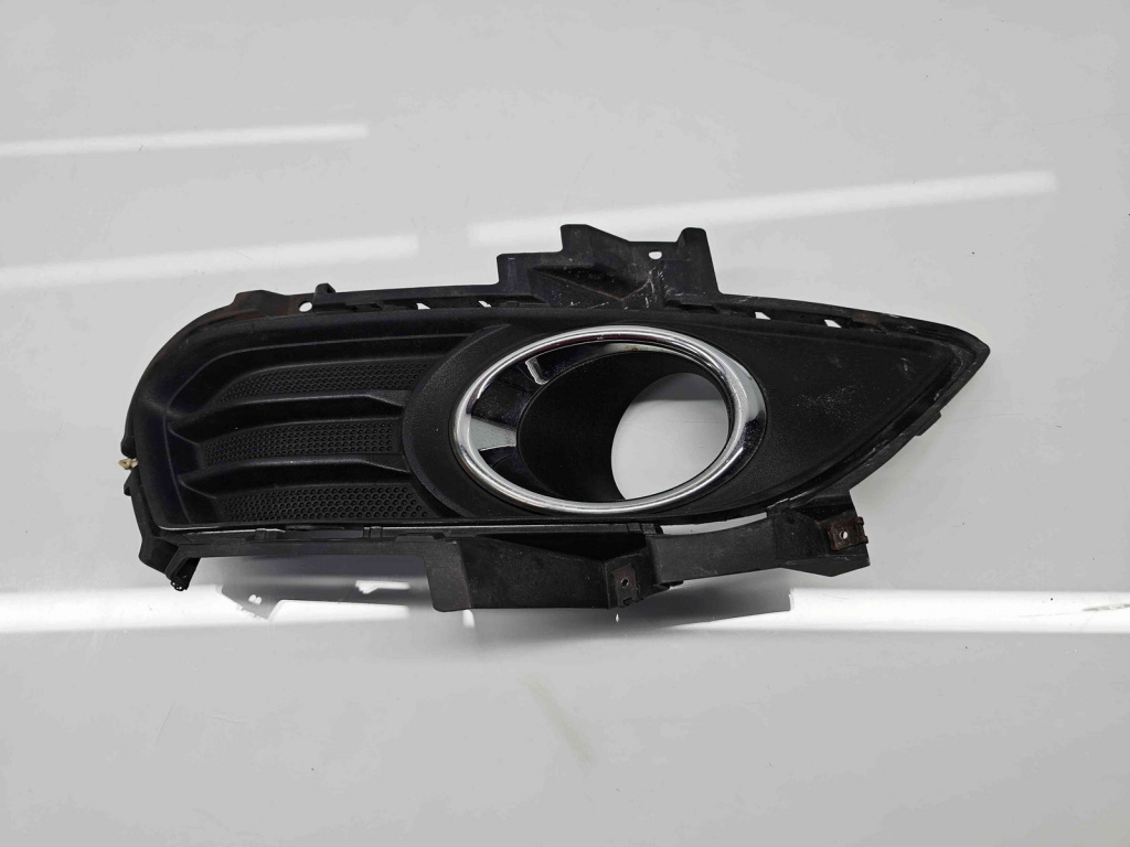 Grila proiector dreapta Ford Mondeo 5 Ha