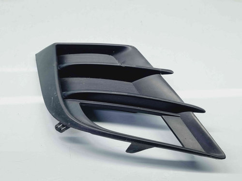 Grila proiector dreapta MAZDA 3 Sedan (BL) [Fabr 2008-2013] BCD2-50C11