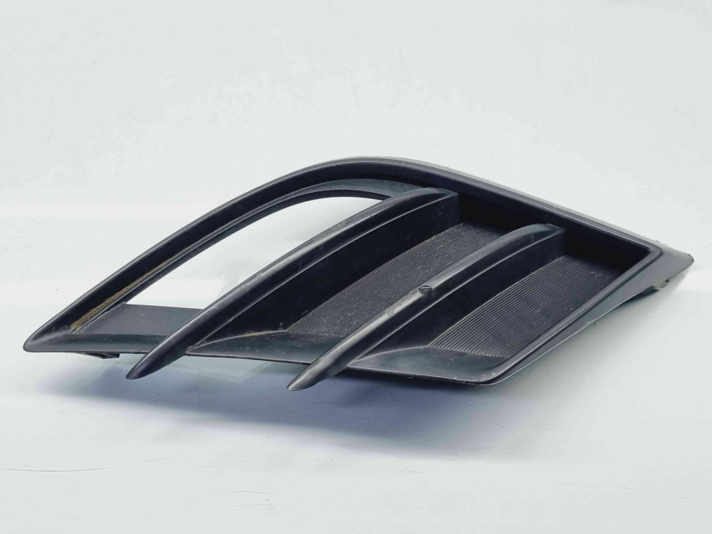 Grila proiector dreapta MAZDA 3 Sedan (BL) [Fabr 2008-2013] BCD2-50C11