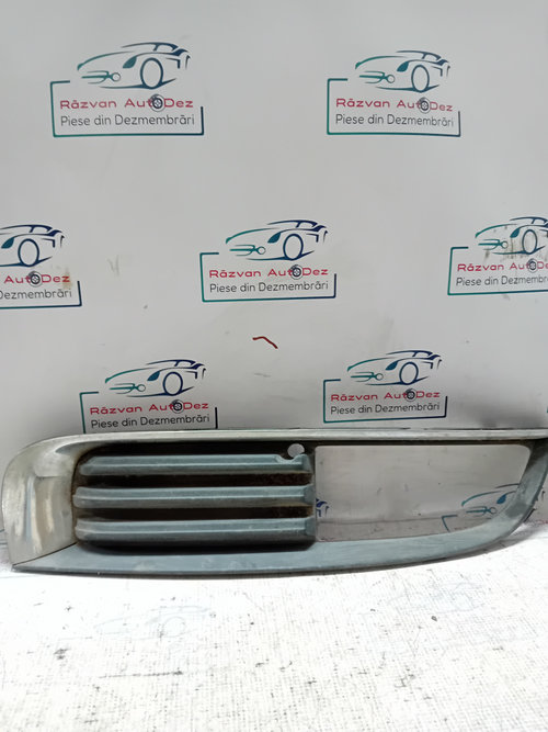 Grila proiector dreapta Opel Insignia A 2011