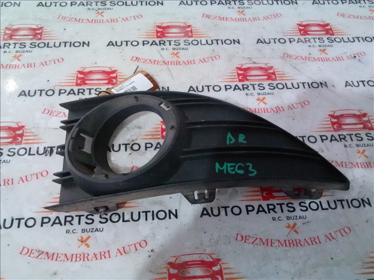Grila proiector dreapta RENAULT FLUENCE