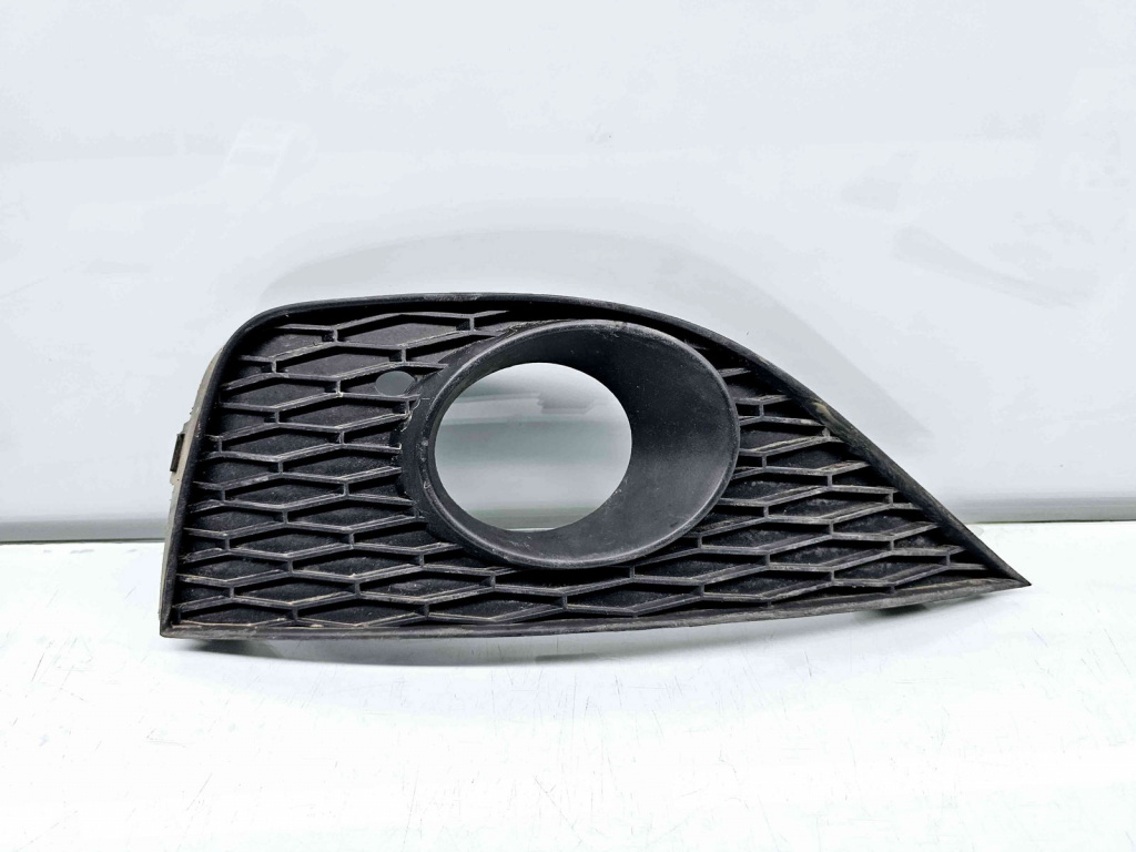 Grila proiector dreapta Seat Ibiza 5 (6J5) [Fabr 2008-2017] 6J0853666A