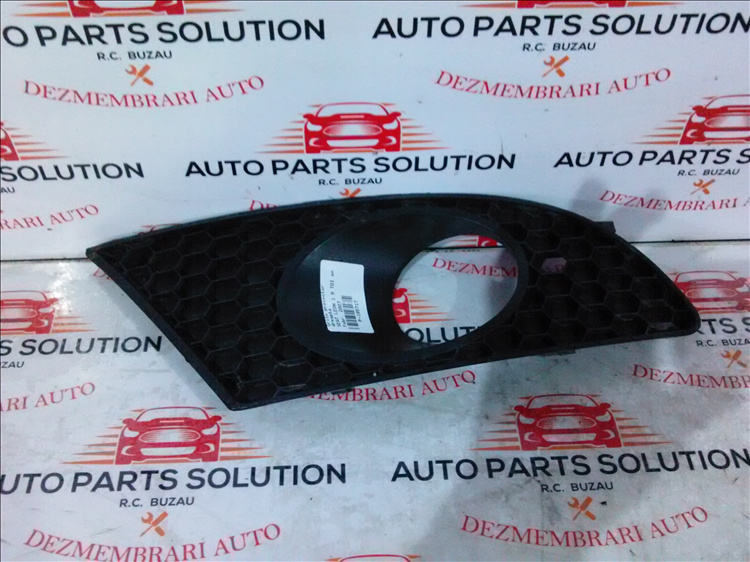 Grila proiector dreapta SEAT LEON 1.9 TDI an fabr. 2007