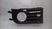 Grila proiector dreapta Volkswagen Golf5 An 2003-2...