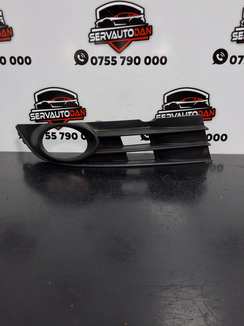 Grila proiector dreapta Volkswagen Touran facelift (2006-2010) 2.0 Motorina 2008, 1T0853666P