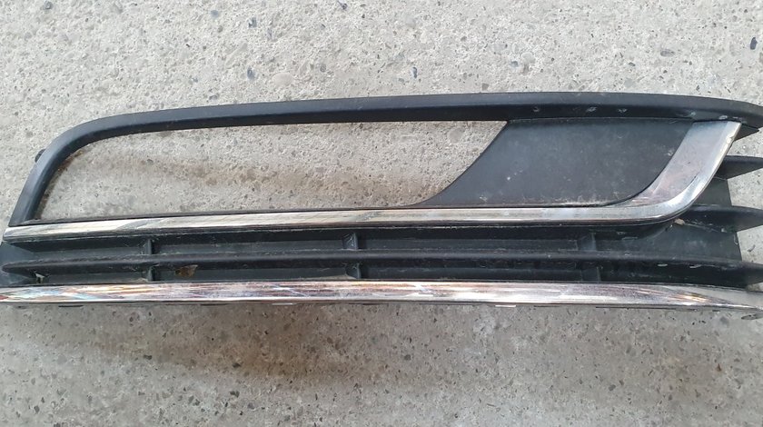 Grila proiector dreapta Vw Passat B7 2011 2012 2013 2014