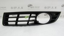 Grila proiector stanga bara fata VW Passat 3C (200...
