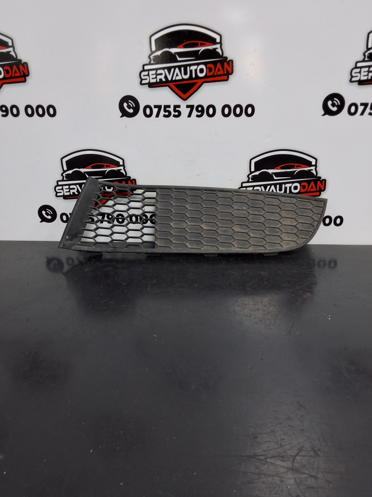 Grila proiector stanga BMW Seria 7 (2008-2015) [F01, F02] 3.0 Motorina 2012, 5111 7903675