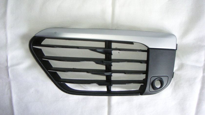 Grila proiector Stanga BMW X1 F48 cod 7354777