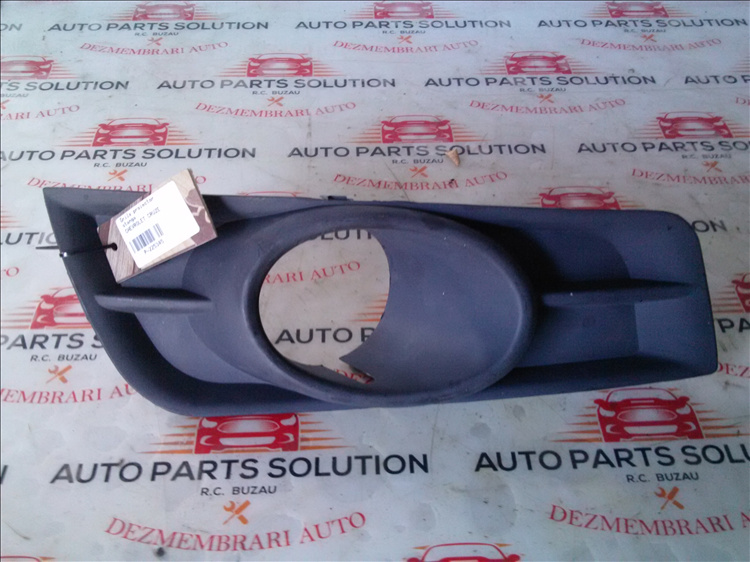 Grila proiector stanga CHEVROLET CRUZE