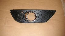 Grila proiector stanga Mercedes Benz W204 cod A204...