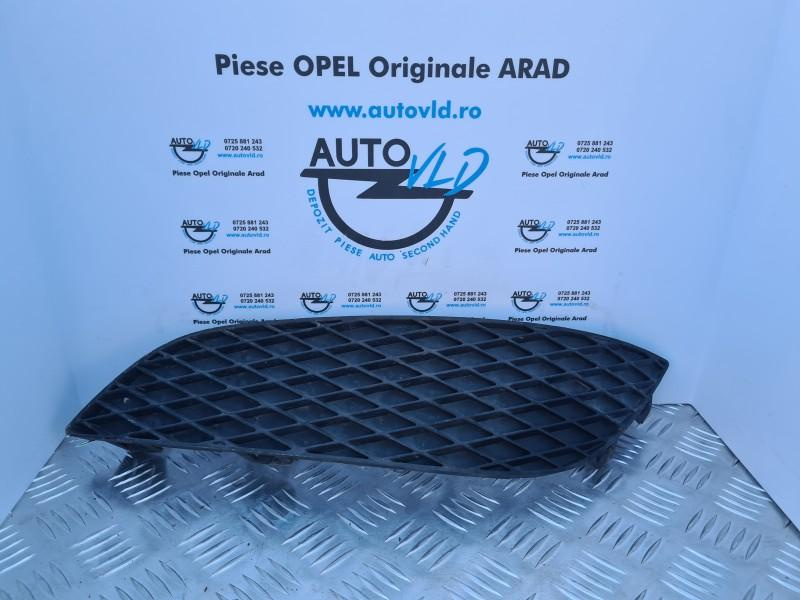 Grila proiector stanga Opel Astra H facelift 2007-2010 13225762