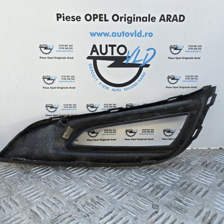 Grila proiector stanga Opel Astra K 2015-2019 13481939