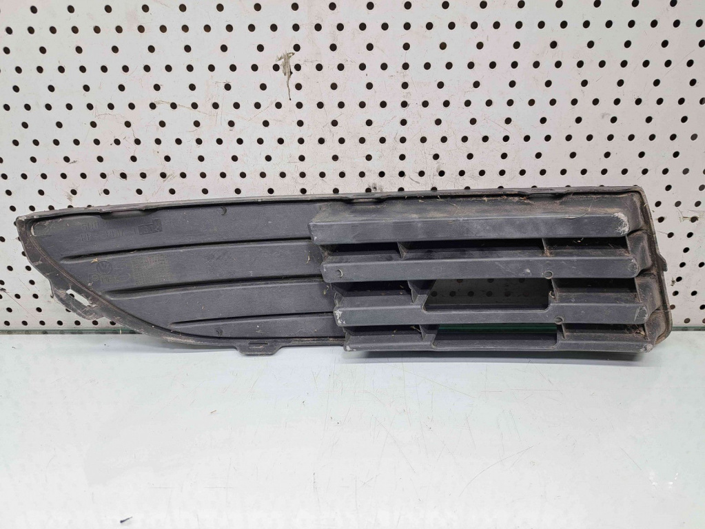 Grila proiector stanga Volkswagen Polo (6R) [Fabr 2009-2016] 6Q0853665D