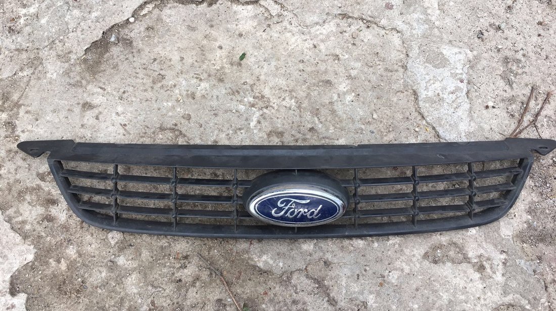 Grila radiatoare bara fata Ford focus 2 Facelift cu emblema