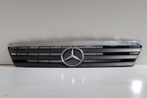 Grila radiator 1688800983 Mercedes-Benz A-Class W168 [1997 - 2001]