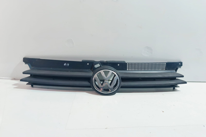 Grila radiator 1J0853655G Volkswagen VW Golf 4 [1997 - 2006]