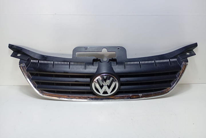 Grila radiator 1T0853651 Volkswagen VW Touran [facelift] [2006 - 2010]