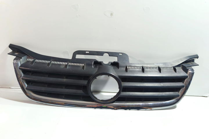 Grila radiator 1T0853651 Volkswagen VW Touran [2003 - 2006]