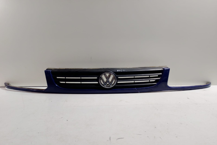 Grila radiator 6N0853618 Volkswagen VW Polo 3 6N [1994 - 2001]