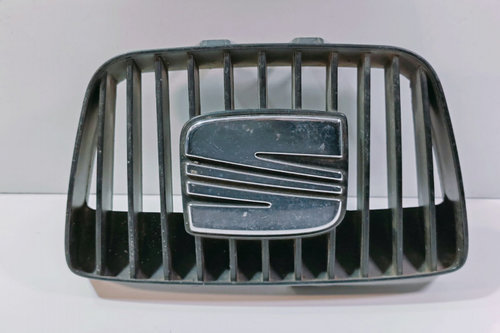Grila Radiator 8K0853654D Seat Ibiza 2 [facelift] [1996 - 2002]