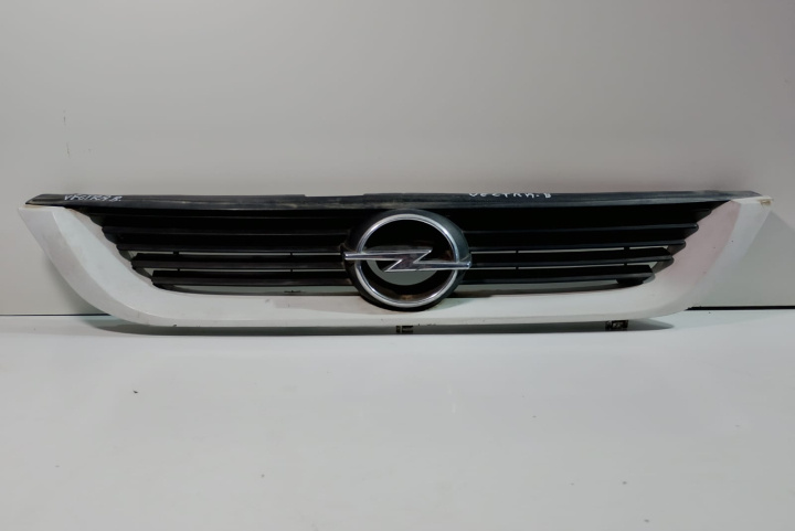 Grila radiator 90505722 Opel Vectra B [facelift] [1999 - 2002]