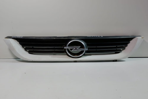 Grila radiator 90505722 Opel Vectra B [facelift] [1999 - 2002]