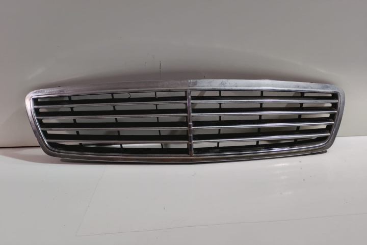 Grila radiator A2038800183 Mercedes-Benz C-Class W203/S203/CL203 [2000 - 2004]