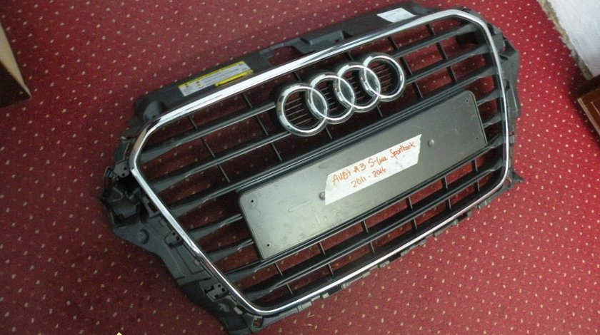 Grila radiator Audi A3 S line sportback 2011 2014 Cod 8V3853651