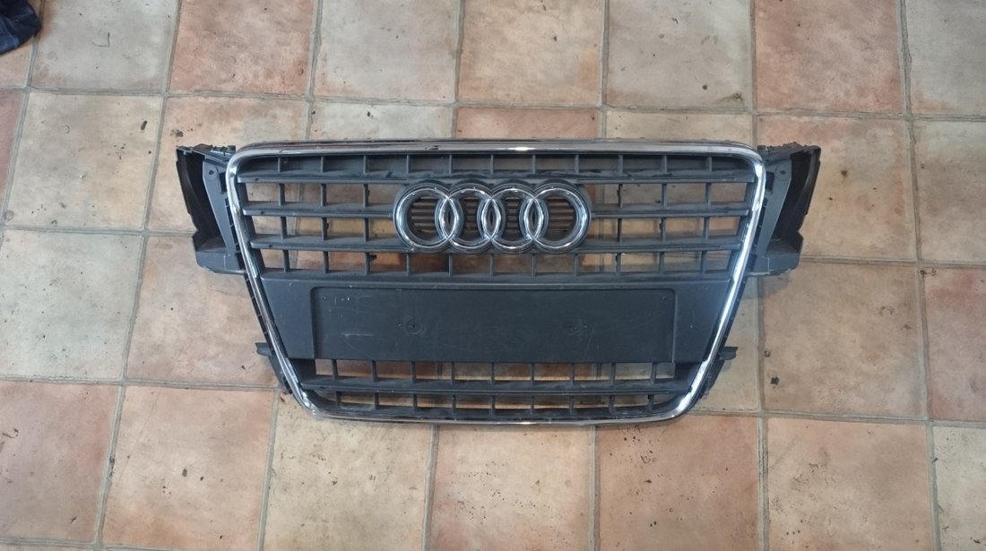 Grila radiator Audi A5 (2007-2012) cod 8T0853651E