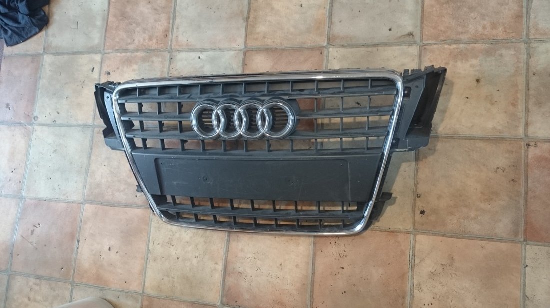 Grila radiator Audi A5 (2007-2012) cod 8T0853651E