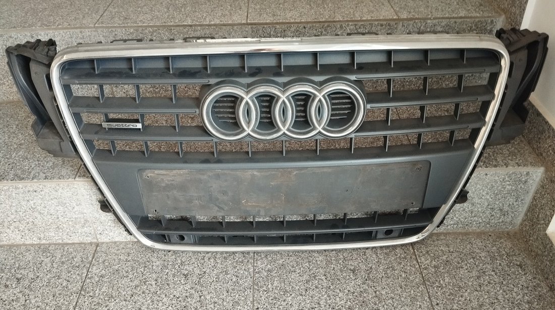 Grila radiator Audi A5 ( 2007-2016 ) Cod 8T0853651E