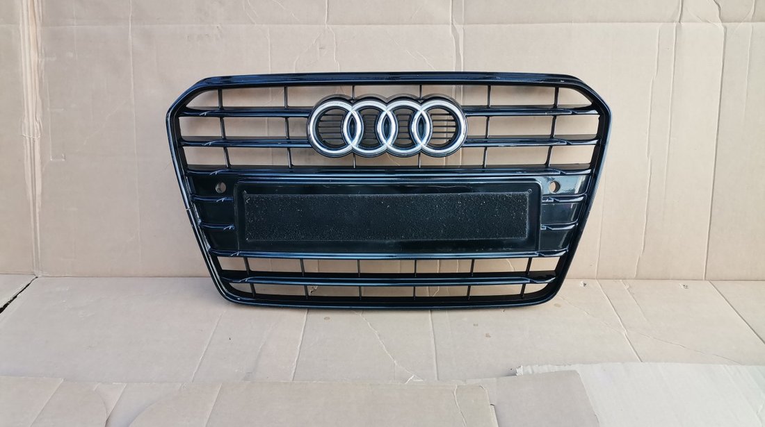 Grila radiator Audi A5 facelift negru lucios (2012-2016) cod 8T085365