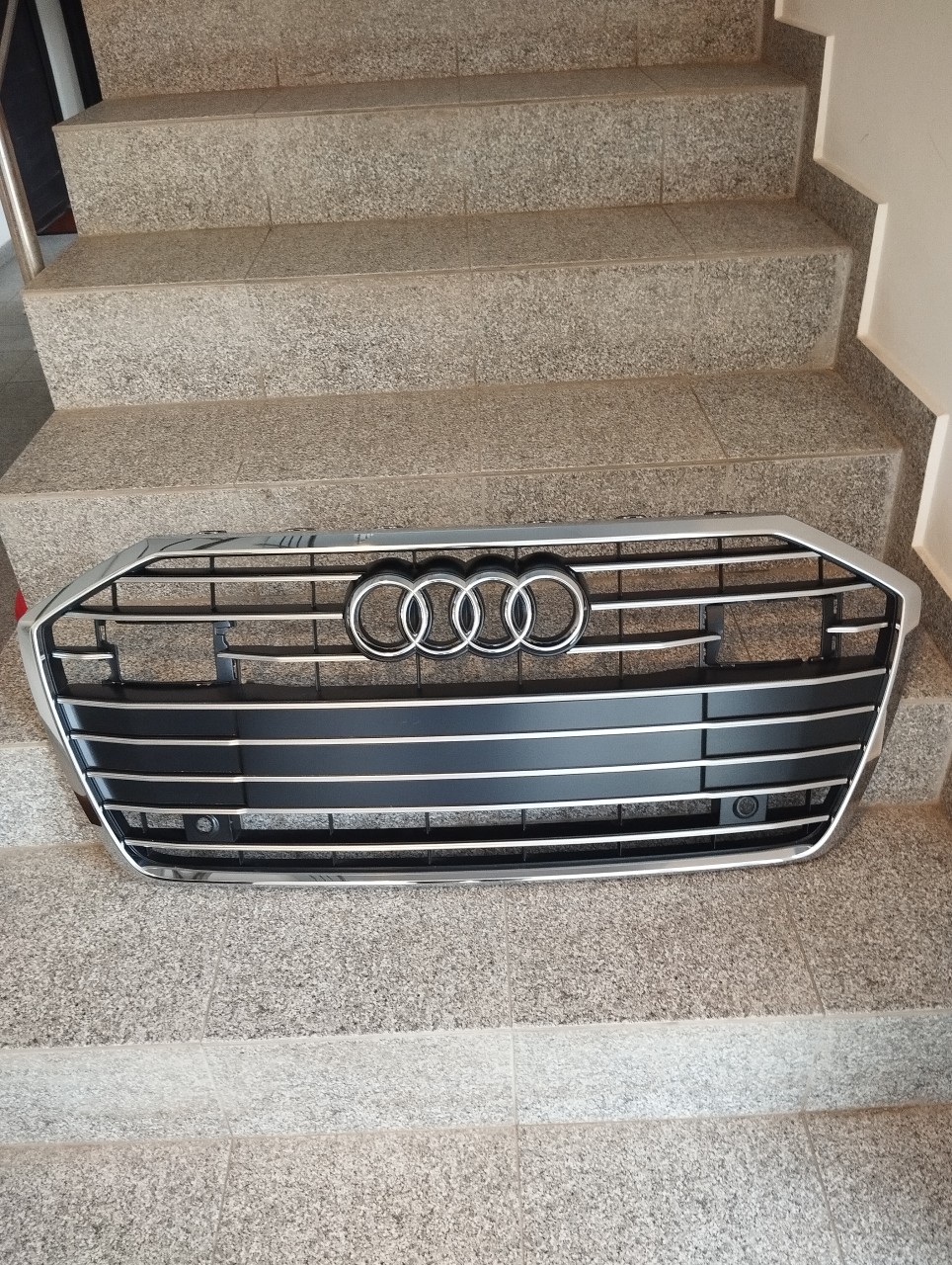 Grila radiator Audi A6C8 noua ( 2018 - )