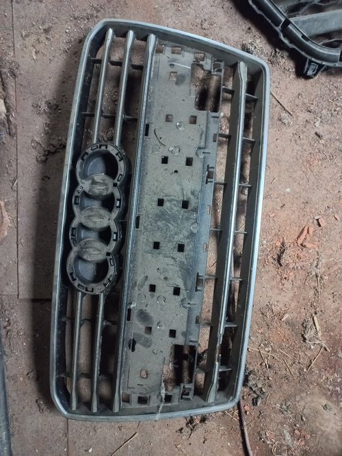 Grila radiator Audi A7 4G an 2009-2015 cod 4G8853651