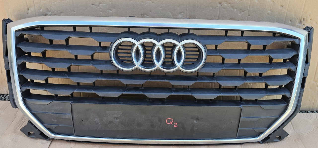Grila radiator Audi Q2 2016 2017 2018 2019