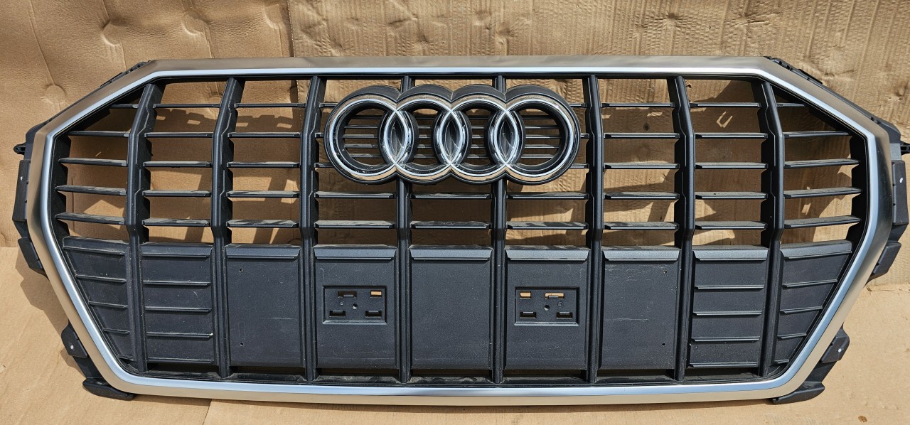 Grila radiator Audi Q3 83A 2019 2020 2021 2022