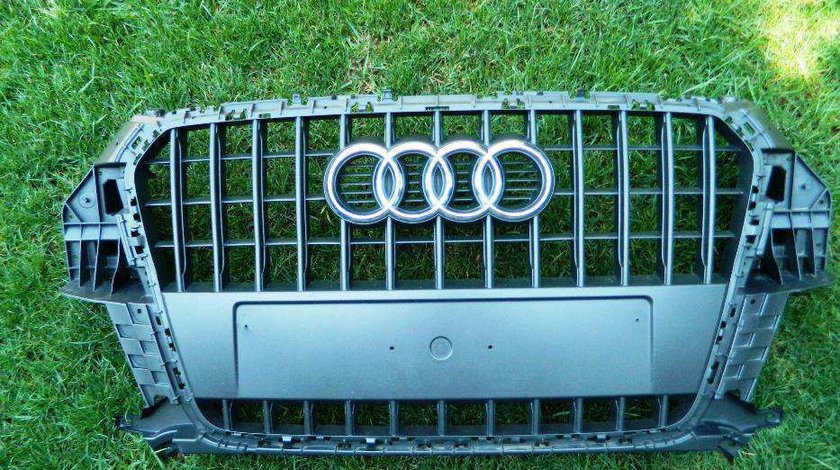 Grila radiator Audi Q3 cod 8U0853651