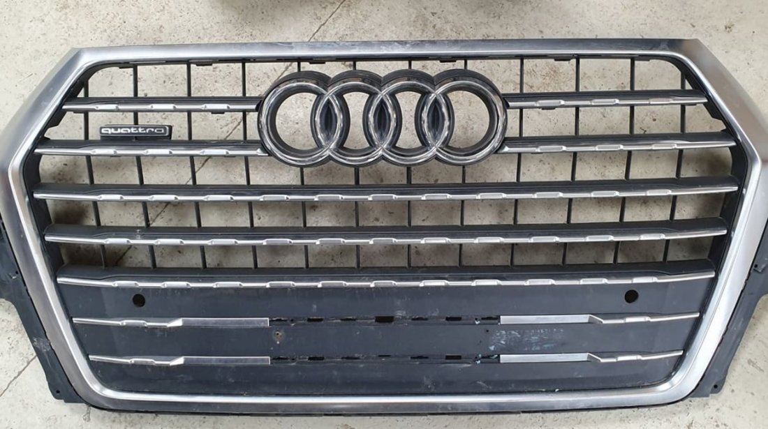 Grila radiator AUDI Q7 4M 2015 2016 2017