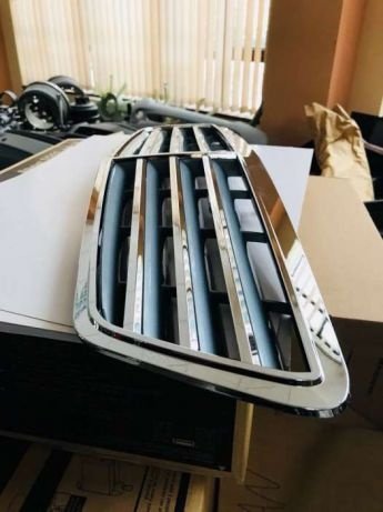 Grila radiator avantgarde noua mercedes c class w203
