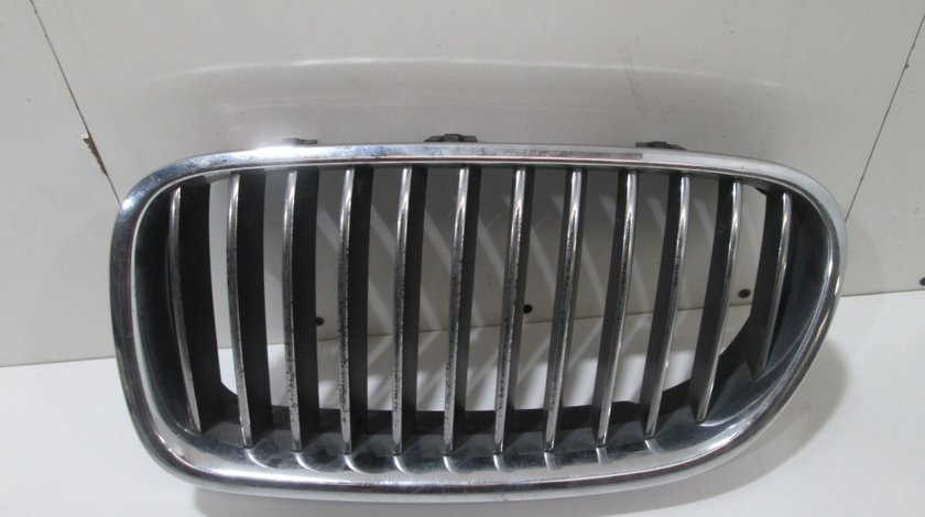 Grila radiator BMW Seria 5 F10 / F11 an 2009-2013 cod 51137200727