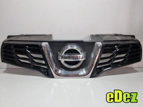 Grila radiator centrala Nissan Qashqai facelift (2010-2013) [NJ10] 62310-BR00A