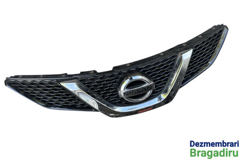 Grila radiator Cod: 62310-4EA0A-B1 Nissan Qashqai 2 J11 [2013 - 2020] Crossover 1.5 dCi MT (110 hp)